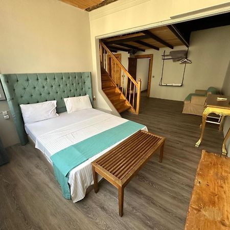 Pera Tunnel Hotel Istanbul Ngoại thất bức ảnh