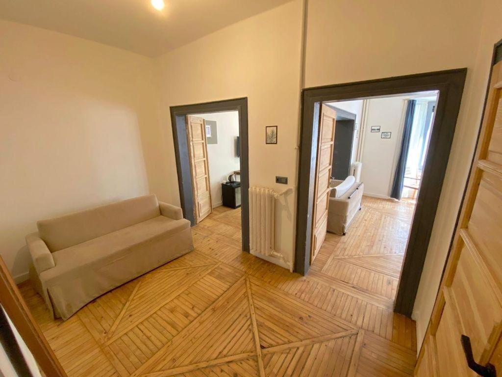 Pera Tunnel Hotel Istanbul Ngoại thất bức ảnh
